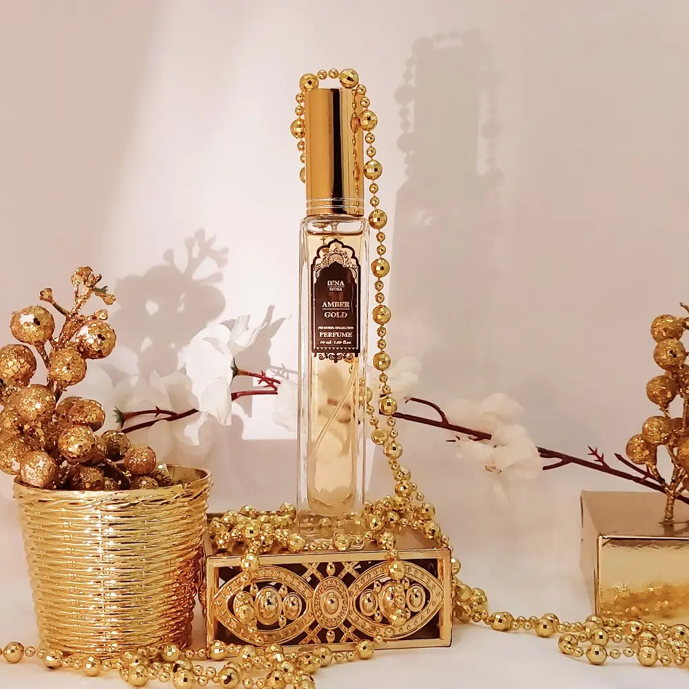 Amber-gold-perfume-by-iena-1.webp